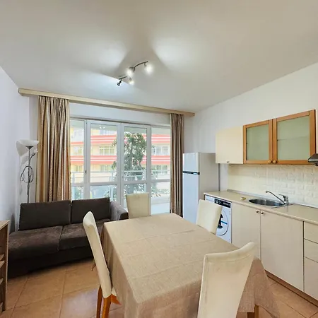 Apartment Sunny Hause 106 One Bedroom Slantschew brjag